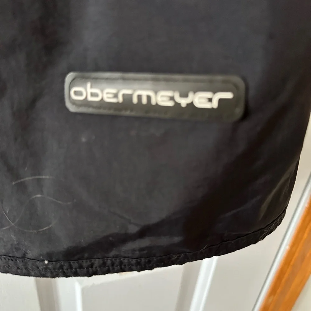 OBERMEYER Women’s Black Insulated Ski pants. Size 12.‎